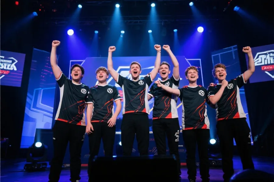 S16 战队胜利舞台示意图